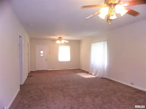 510 N Emma St, Christopher, IL 62822 photo 13