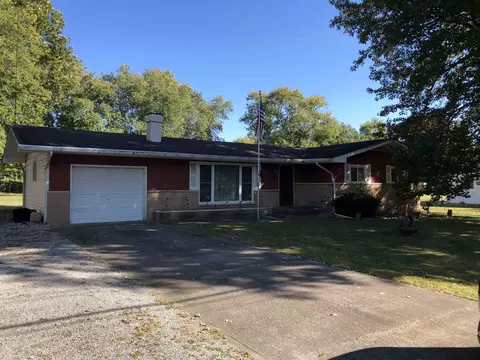 312 Red Row St, Marion, IL 62959 photo 1
