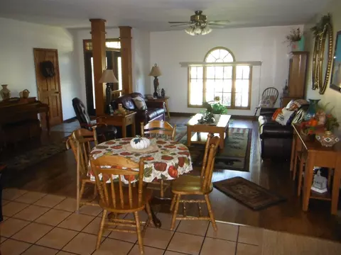 320 Willow Ln, Anna, IL 62906 photo 6