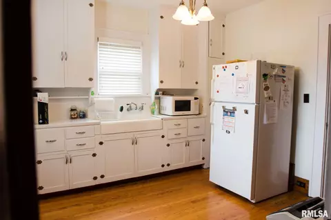 507 Freeman St, Anna, IL 62906 photo 9