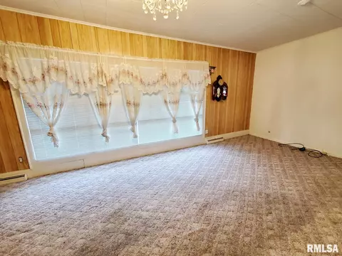 900 S Maple St, Centralia, IL 62801 photo 16