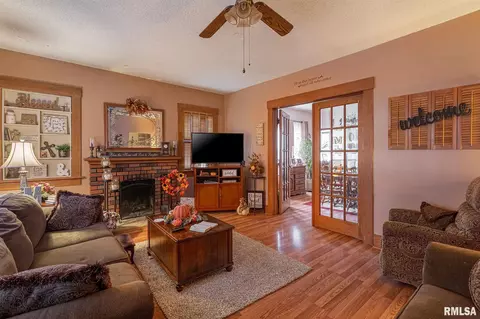2129 Division St, Murphysboro, IL 62966 photo 14