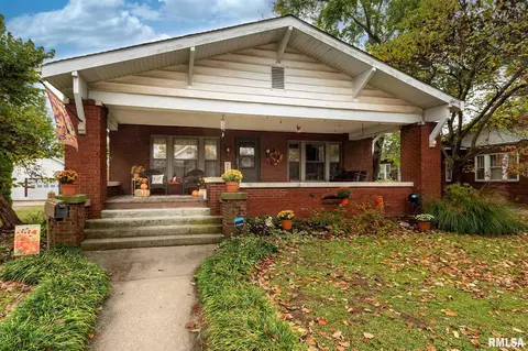 2129 Division St, Murphysboro, IL 62966 photo 2