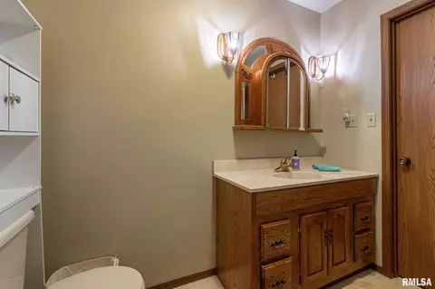 2129 Division St, Murphysboro, IL 62966 photo 32