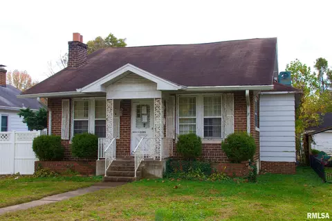 2205 Pine, Murphysboro, IL 62966 photo 1