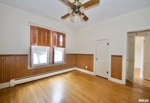 2205 Pine, Murphysboro, IL 62966 photo 4