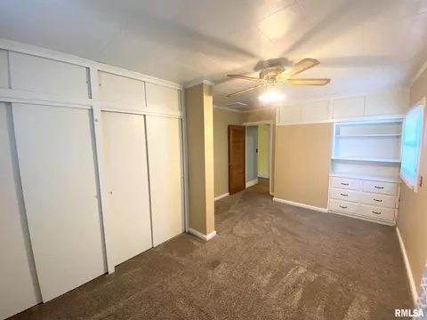 1004 E 3rd St, Flora, IL 62839 photo 21