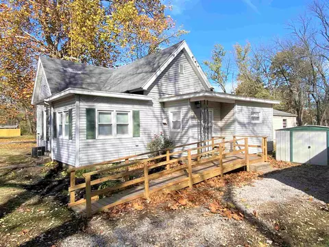 1004 E 3rd St, Flora, IL 62839 photo 38