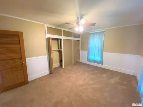 1004 E 3rd St, Flora, IL 62839 photo 25