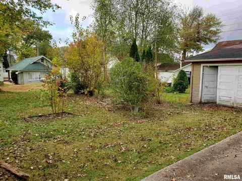 1913 4th St, Eldorado, IL 62930 photo 5