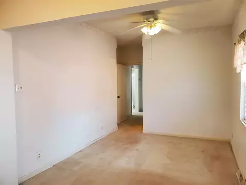 1913 4th St, Eldorado, IL 62930 photo 25