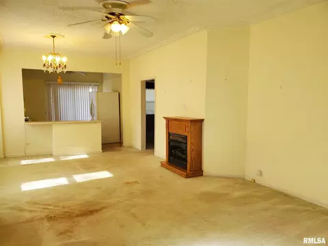 1913 4th St, Eldorado, IL 62930 photo 10