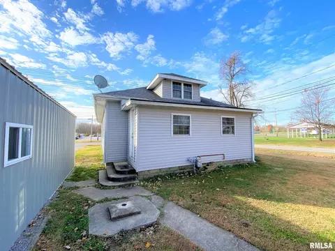 910 W North Ave, Flora, IL 62839 photo 40