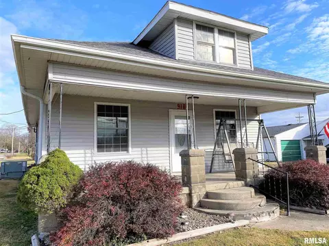 910 W North Ave, Flora, IL 62839 photo 3