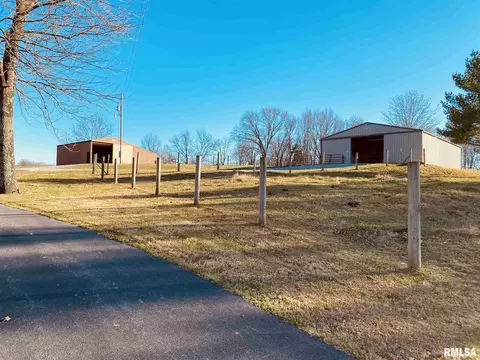3895 Boyd Rd, Anna, IL 62906 photo 10