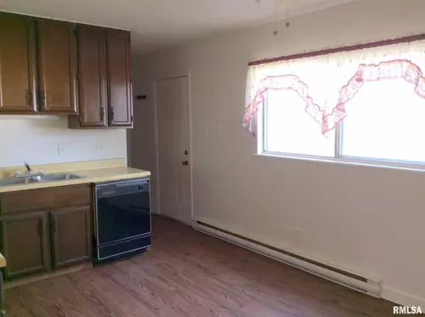 12160 Cedar Grove Rd, Marion, IL 62959 photo 3