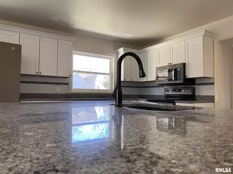 32 Webster Hill Ests, Mount Vernon, IL 62864 photo 12