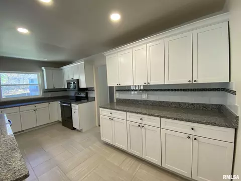 32 Webster Hill Ests, Mount Vernon, IL 62864 photo 11