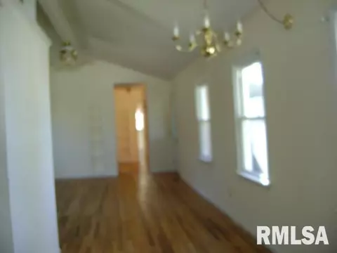 810 E Davie St, Anna, IL 62906 photo 10