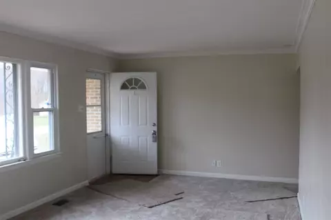 540 W Bryan St, Salem, IL 62881 photo 4