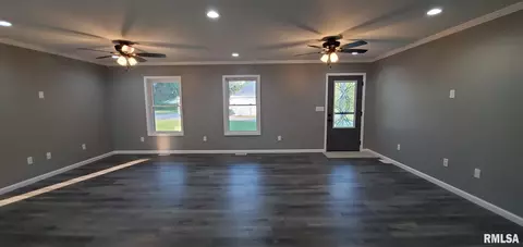 1009 Trolley St, Eldorado, IL 62930 photo 12