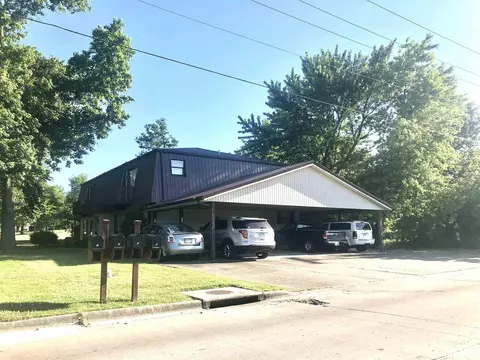 416 E Clark Trl, Herrin, IL 62948 photo 1