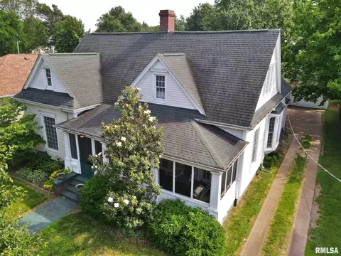 212 E 3rd St, Metropolis, IL 62960 photo 2