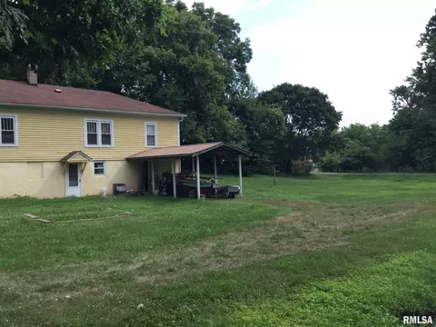 102 East Ave, Anna, IL 62906 photo 3