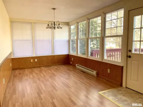 536 E Thorn St, Marion, IL 62959 photo 40