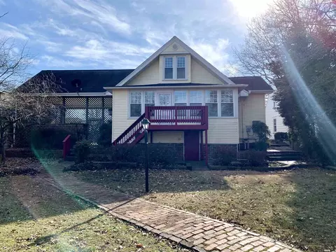 536 E Thorn St, Marion, IL 62959 photo 9