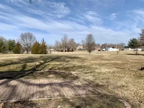 536 E Thorn St, Marion, IL 62959 photo 14