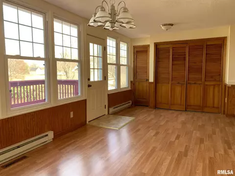 536 E Thorn St, Marion, IL 62959 photo 37