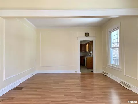 536 E Thorn St, Marion, IL 62959 photo 18