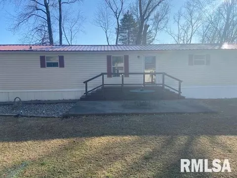209 S Studell St, Benton, IL 62812 photo 1