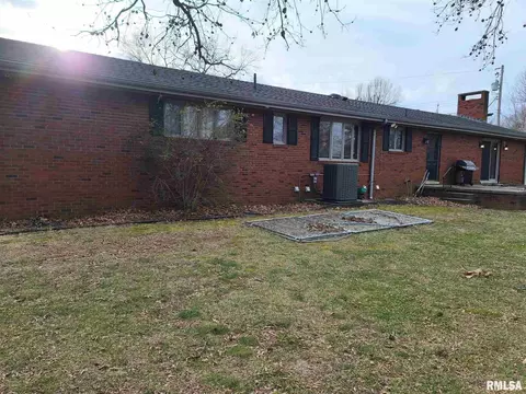 2508 1st St, Eldorado, IL 62930 photo 2