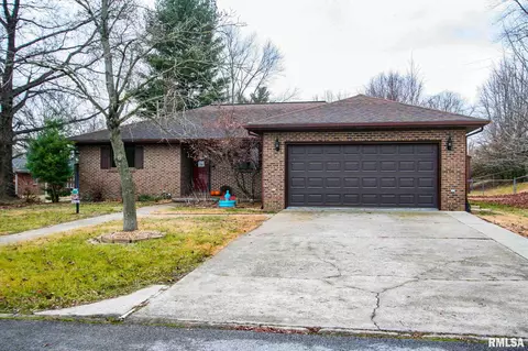 1107 Kathy St, Carmi, IL 62821 photo 1