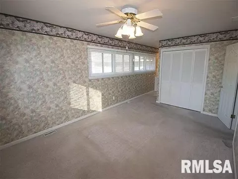 1024 E Calumet St, Centralia, IL 62801 photo 20