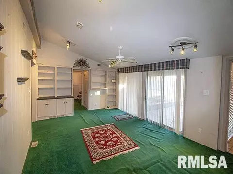 1024 E Calumet St, Centralia, IL 62801 photo 12