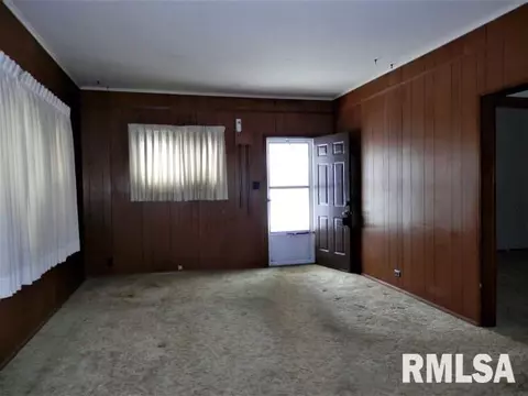 405 N 16th St, Herrin, IL 62948 photo 7