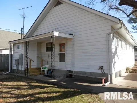 405 N 16th St, Herrin, IL 62948 photo 3