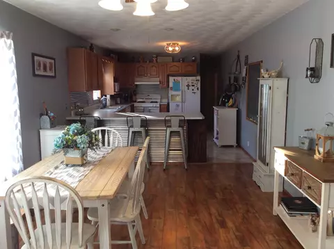 13247 E Smith Rd, Mount Vernon, IL 62864 photo 6