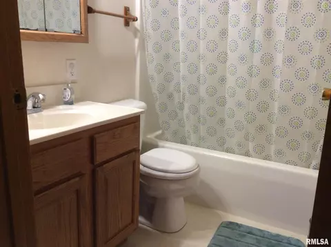13247 E Smith Rd, Mount Vernon, IL 62864 photo 14