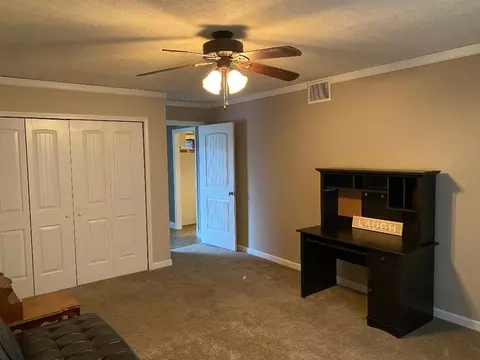 1335 S Pine St, Centralia, IL 62801 photo 10