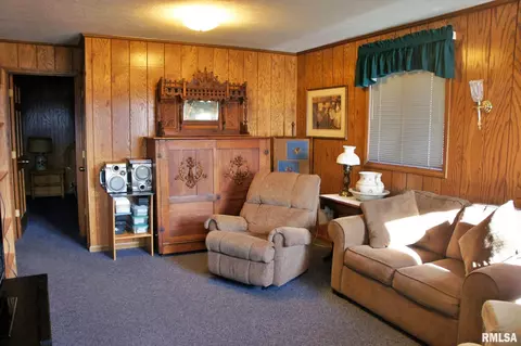 107 E 8th St, Metropolis, IL 62960 photo 6