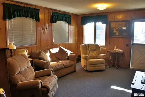107 E 8th St, Metropolis, IL 62960 photo 5