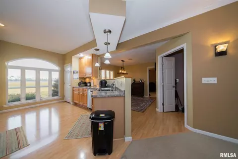 718 Moonglow Rd, Walnut Hill, IL 62893 photo 35