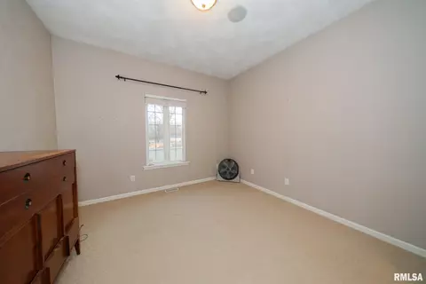 718 Moonglow Rd, Walnut Hill, IL 62893 photo 28
