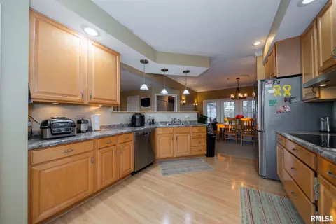 718 Moonglow Rd, Walnut Hill, IL 62893 photo 34