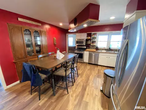2309 N State Rd, Flora, IL 62839 photo 7