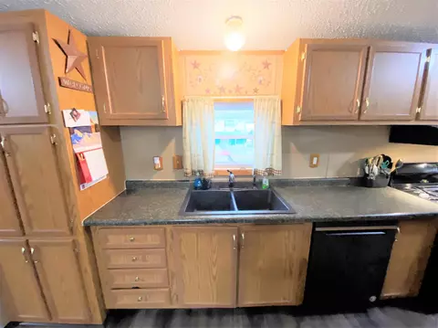 415 W 4th St, Flora, IL 62839 photo 16